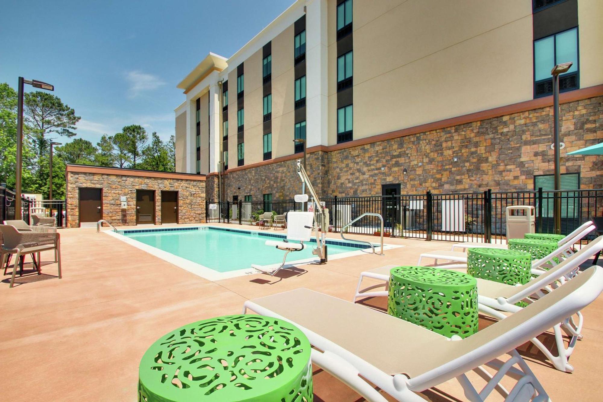 Hampton Inn & Suites By Hilton Southport Exterior foto